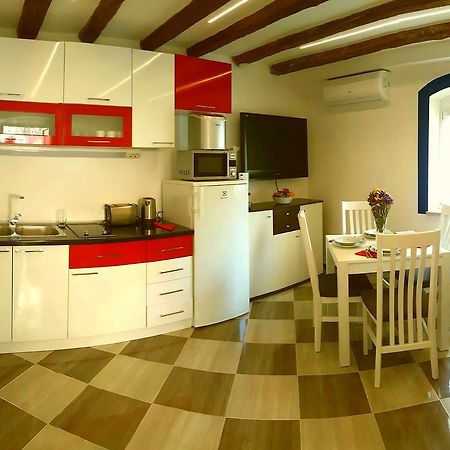 Karmen'S Apartment One Split Dış mekan fotoğraf