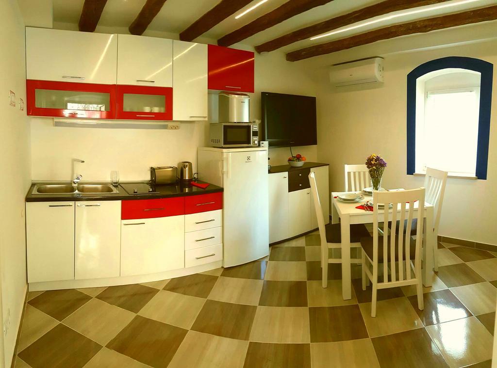 Karmen'S Apartment One Split Dış mekan fotoğraf