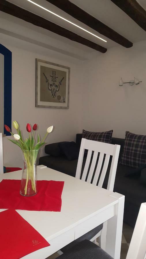 Karmen'S Apartment One Split Dış mekan fotoğraf