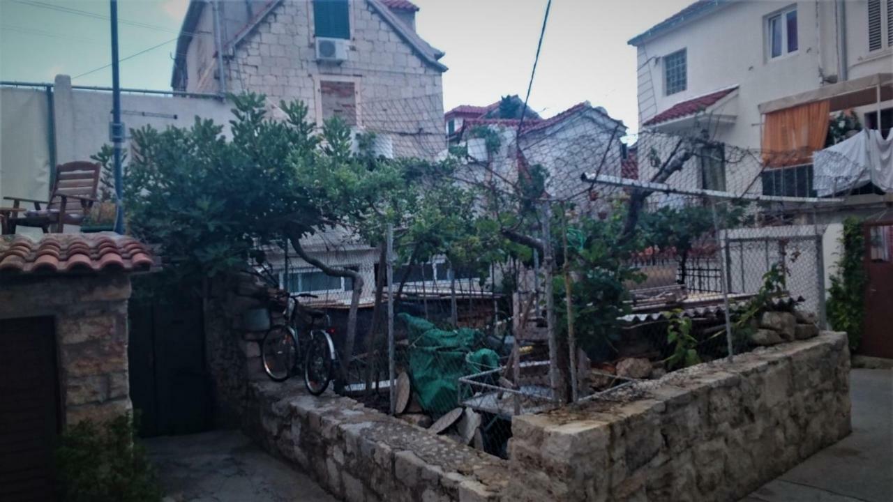 Karmen'S Apartment One Split Dış mekan fotoğraf